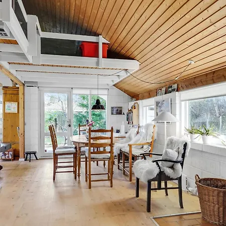 2 Bedroom Awesome In