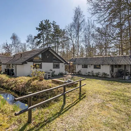 2 Bedroom Awesome In *